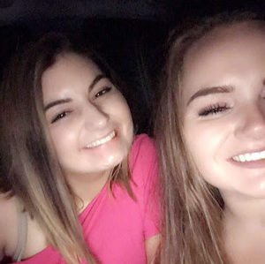 Meet your Posher, Alicia